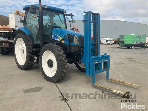 New Holland TS110A