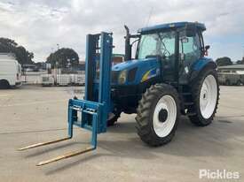 New Holland TS110A - picture0' - Click to enlarge