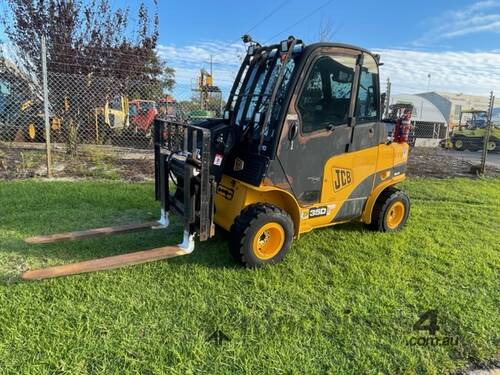 Telehandler JCB 35D 3.5 Tonne 4.3 metres Ex-govt 523 hours bucket and forks 4x4