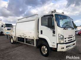 2009 Isuzu FRR500 - picture0' - Click to enlarge