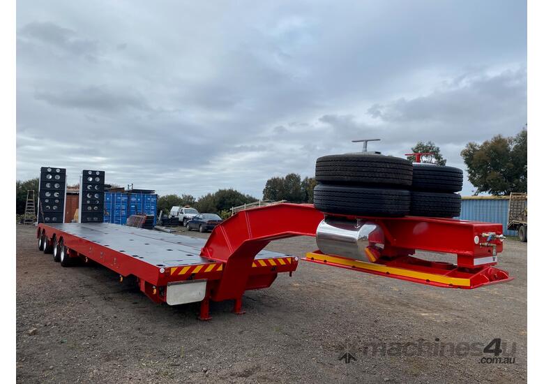 Buy Used 2008 mTE (MODERN TRANSPORT ENGINEERS) 2008 MTE 4R4 QUAD AXLE FLOAT LOW LOADER