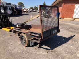 1997 Modern Trailers Single Axle Box Trailer - picture1' - Click to enlarge