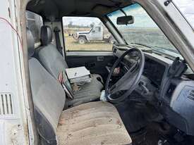 1988 Ford Maverick Ute  - picture2' - Click to enlarge