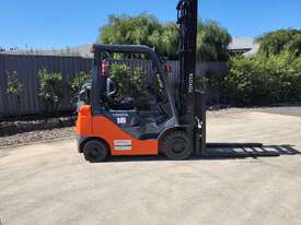 Toyota Forklift 1.8T Tyne Positoners with Double Deep Tynes - picture0' - Click to enlarge