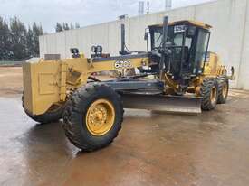 2009 John Deere 670D Grader - picture0' - Click to enlarge