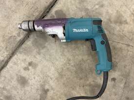 Makita 2 Speed Hammer Drill - picture2' - Click to enlarge