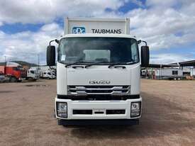 2022 Isuzu FVL240-300 Curtainsider - picture0' - Click to enlarge