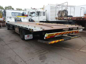 2011 HINO FD1J SERIES 2 TILT TRAY TRUCK - picture2' - Click to enlarge