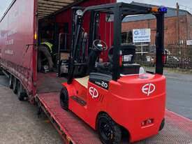 EP ELECTRIC COUNTERBALANCE FORKLIFT TRUCK-Opportunity Charge - picture0' - Click to enlarge