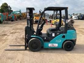 2011 Baoli CPQD30 Forklift (Container Mast) - picture2' - Click to enlarge