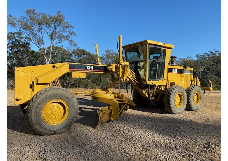 2001 CATERPILLAR 12H GRADER