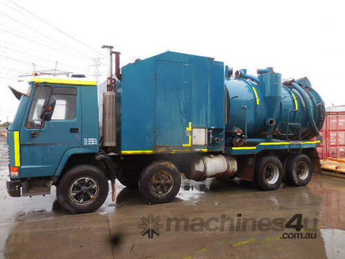 Volvo FL10 8x4 Spoutvac Vacuum Truck