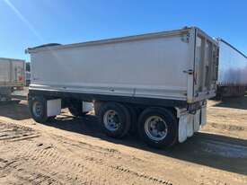 2006 Hercules HEDT-3 Tri Axle Super Dog Tipping Trailer - picture2' - Click to enlarge