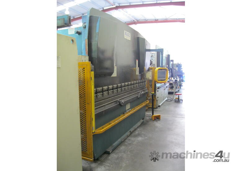 caption Shaw - Maxi 3.2 metre x 100 ton CNC Hydraulic Pressbrake