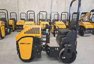 Shantui Road Roller - 0.9T | Compact, Powerful with Double Hydraulic Drive and Mechanical Vibration