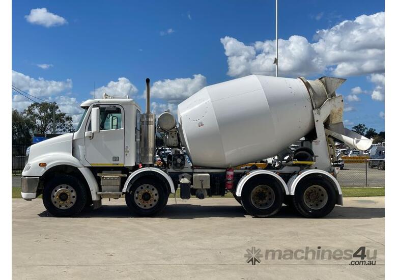 caption 2012 Freightliner Columbia CL112 FLX Cement Agitator