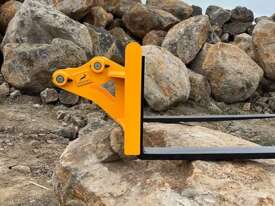 Excavator Pallet Forks: 10T - 20T - picture1' - Click to enlarge