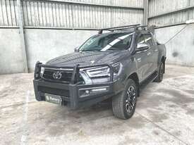 2022 Toyota Hilux SR5 4x4 T/Diesel - picture0' - Click to enlarge