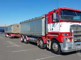 Kenworth K200 - picture0' - Click to enlarge