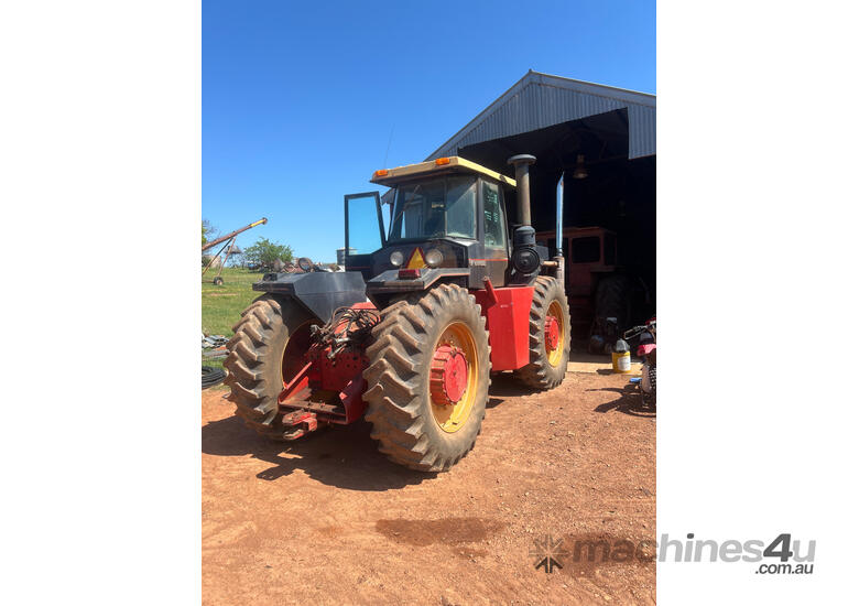 Versatile 856 FWA/4WD Tractor