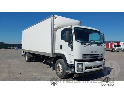 caption Isuzu FVR