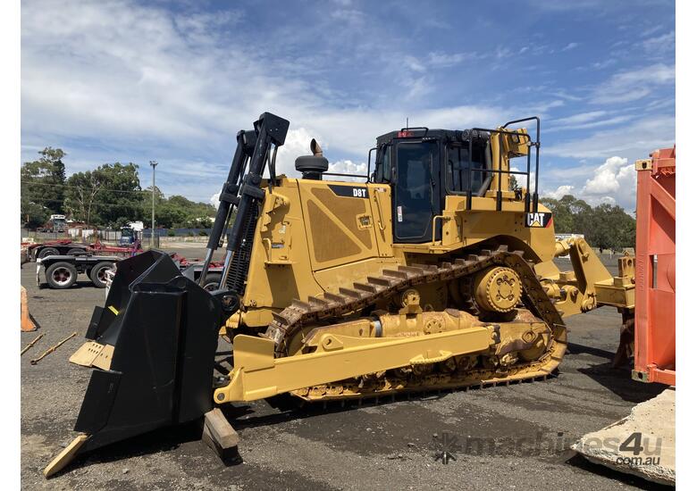 caption CAT D8T CRAWLER DOZER - Hire