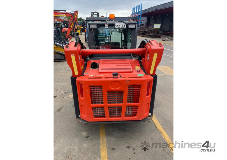 caption 2021 Kubota SVL75-2 Skid Steer (SS072) - New Tracks Fitted