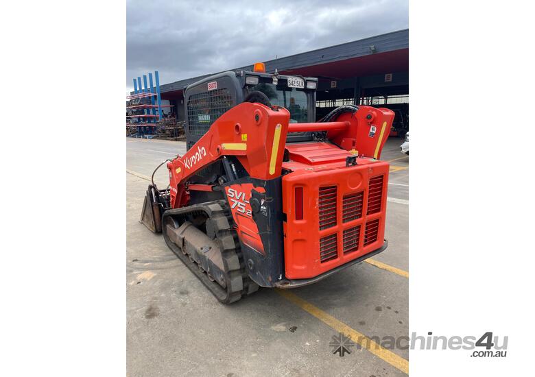 caption 2021 Kubota SVL75-2 Skid Steer (SS072) - New Tracks Fitted