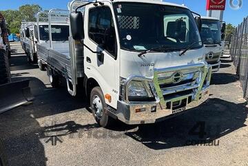 Hino 721 AT 3500 Wide Tradeace