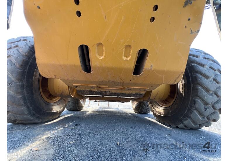 caption 2014 Caterpillar 12M VHP Plus Motor Grader