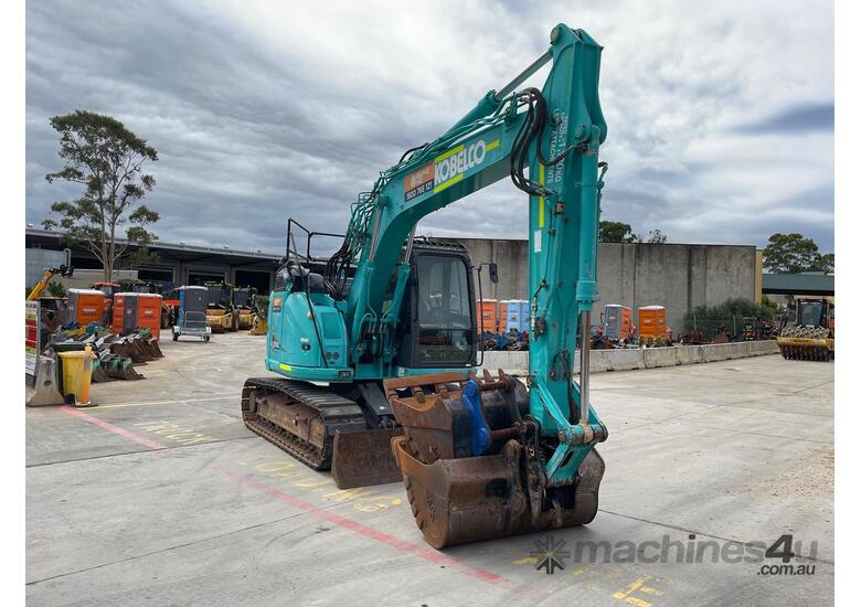 caption 2019 Kobelco SK135SR-5