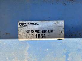 OTC 100 Ton Hydraulic Press - picture0' - Click to enlarge