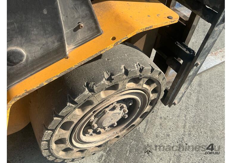 caption Task Counter Balance Forklift