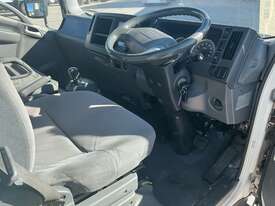 2015 Isuzu NPR 300 Refrigerated Pantech (Day Cab) - picture0' - Click to enlarge