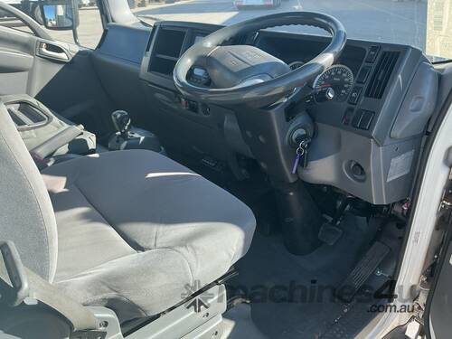 caption 2015 Isuzu NPR 300 Refrigerated Pantech (Day Cab)