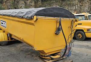 1978 Custom Tri Axle Chassis Tipper