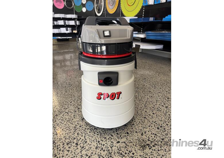 Wet/Dry Vacuum Europa Compact Market 440 3600W 90LT, Best Vacuum Cleaner on the Market!