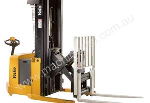 Yale MRW030E Walkie Stacker