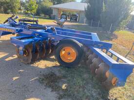 Grizzly 24 plate offset disc - picture1' - Click to enlarge