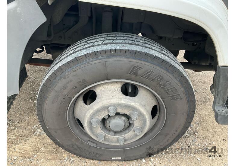 caption 2021 Hyundai Mighty Refrigerated Pantech