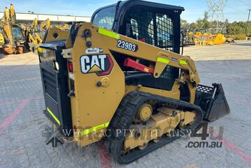 CAT 239D3 Compact Track Loader
