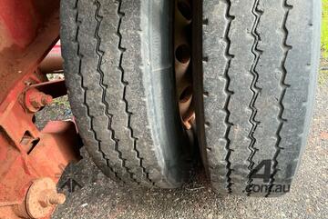 2021 GTE 3-2 Tri Axle Side Tipper Lead Trailer