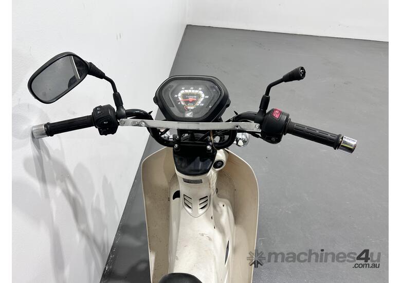 caption 2021 Honda CT110X Petrol