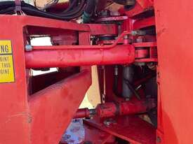 Versatile 555 4WD Tractor  - picture2' - Click to enlarge