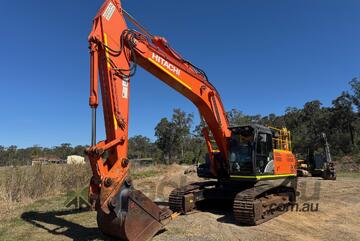 Hitachi 2018   ZX360 LC-5B PB81