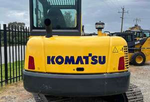 Komatsu   6 Ton Excavator Komatsu   6 Ton Excavator
