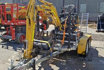 Komatsu 2023   PC18MR_3