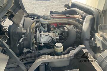 2007 Hino Dutro 300 Series 916 Refrigerated Pantech