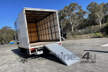 2.1M 810kg Walk Ramp for Truck