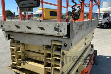 2014 JLG 2646ES Scissor Lift (Electric)